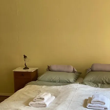 Manor Entire Inspectors House * Neuensund