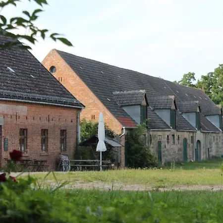 Manor Entire Inspectors House * Neuensund