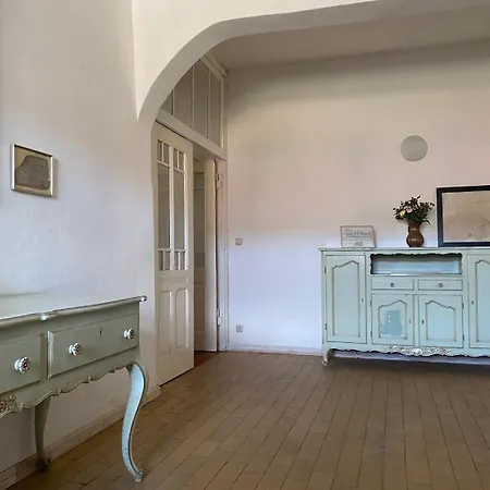 Manor Entire Inspectors House Neuensund